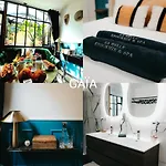 فندق مبيت وإفطار La Belle Endormie French 4*