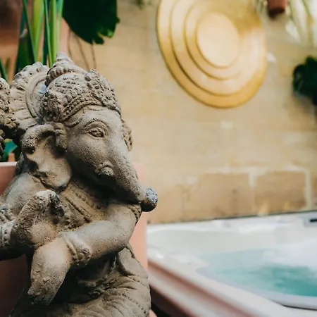 La Belle Endormie French 4* Bordeaux