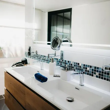 La Belle Endormie French 4*