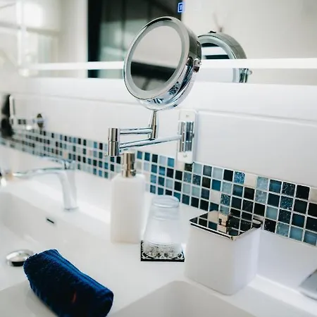 La Belle Endormie French 4* Bordeaux