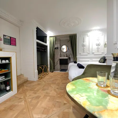 住宿加早餐酒店 La Belle Endormie French 4*