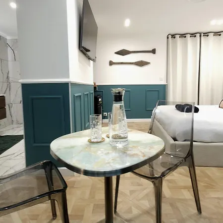 La Belle Endormie French 4* Bordeaux