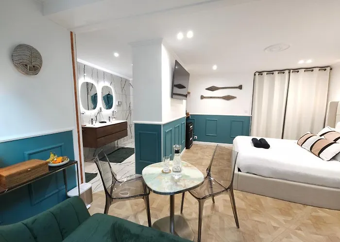 Alojamento de Acomodação e Pequeno-almoço La Belle Endormie French