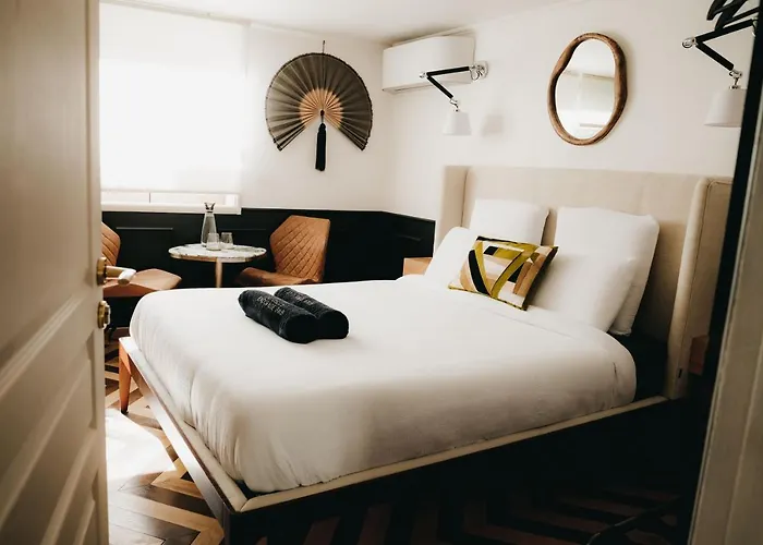 La Belle Endormie French Bordéus