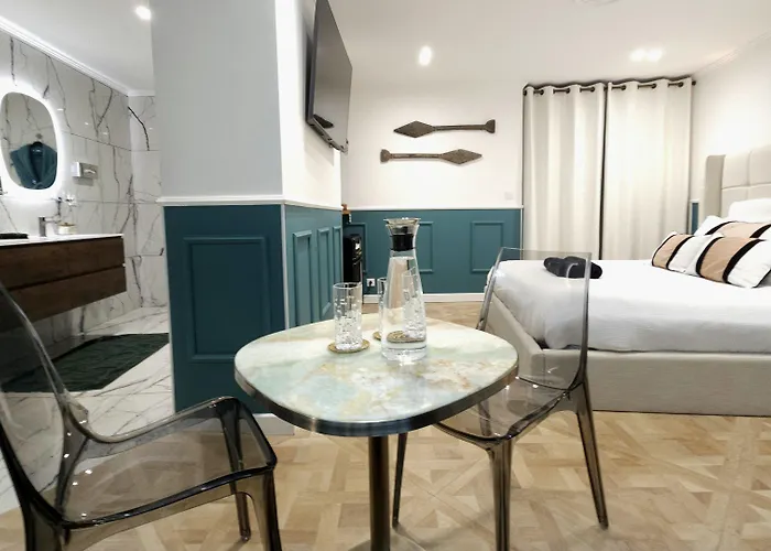 La Belle Endormie French 4* Bordéus