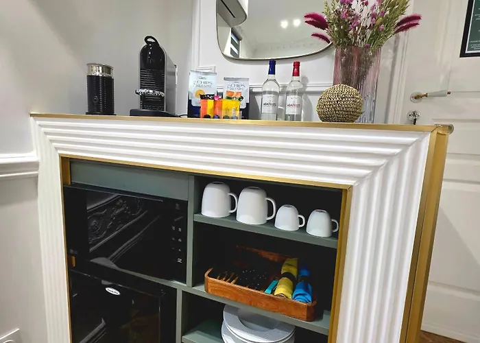 La Belle Endormie French Bed & Breakfast