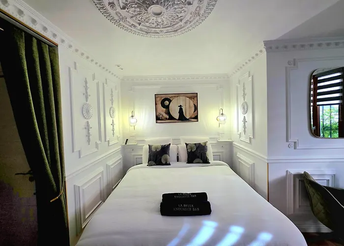 Bed & Breakfast La Belle Endormie French